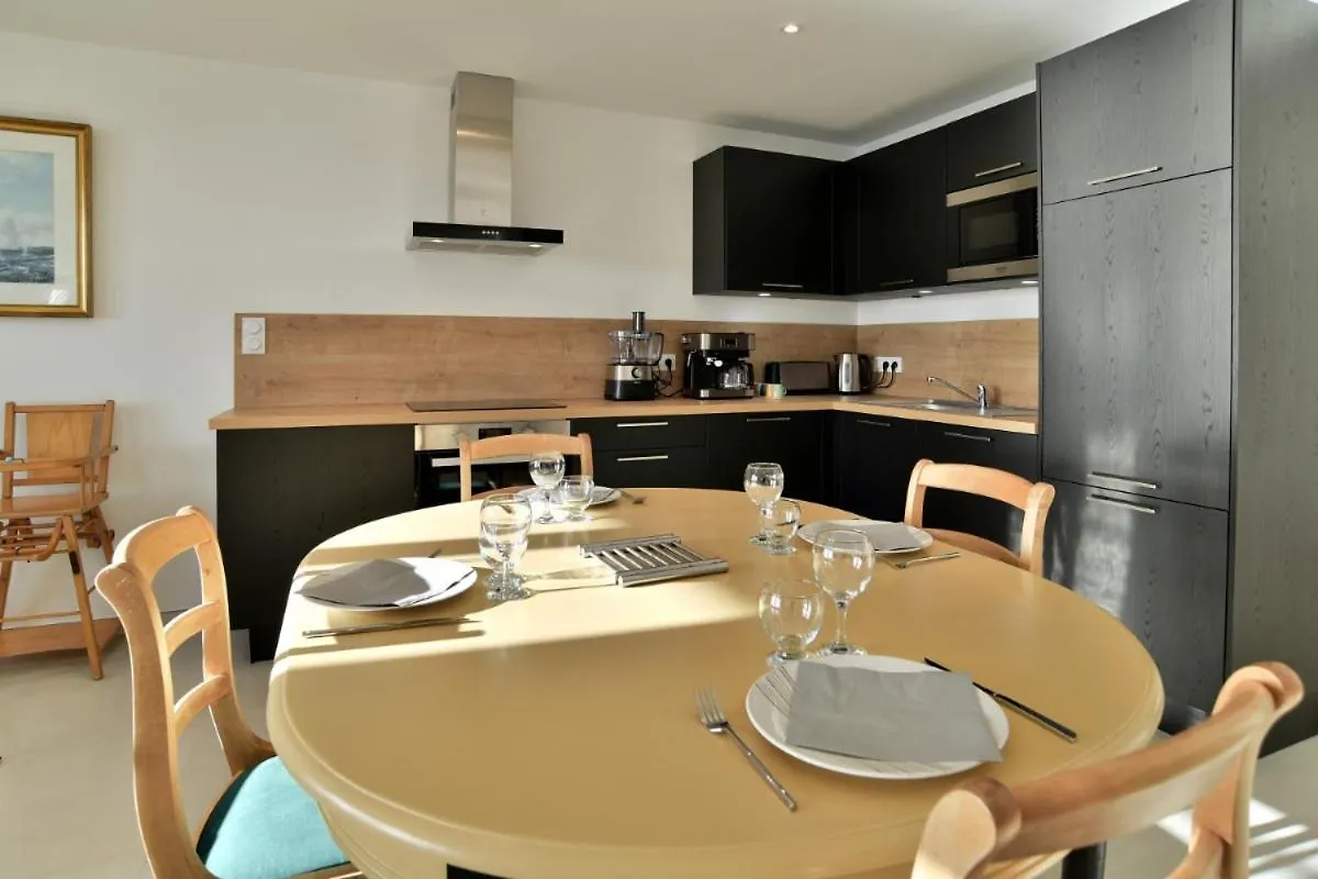 L Ostra 1, Appartement Haut Standing Front De Mer A Cancale Sur Le Port De La Houle