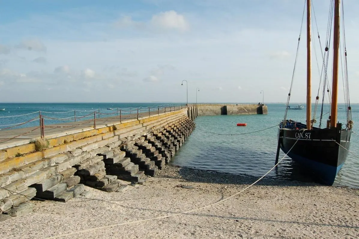 L Ostra 1, Appartement Haut Standing Front De Mer A Cancale Sur Le Port De La Houle