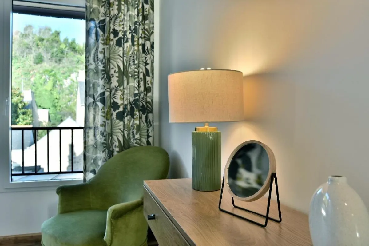 L Ostra 1, Appartement Haut Standing Front De Mer A Cancale Sur Le Port De La Houle