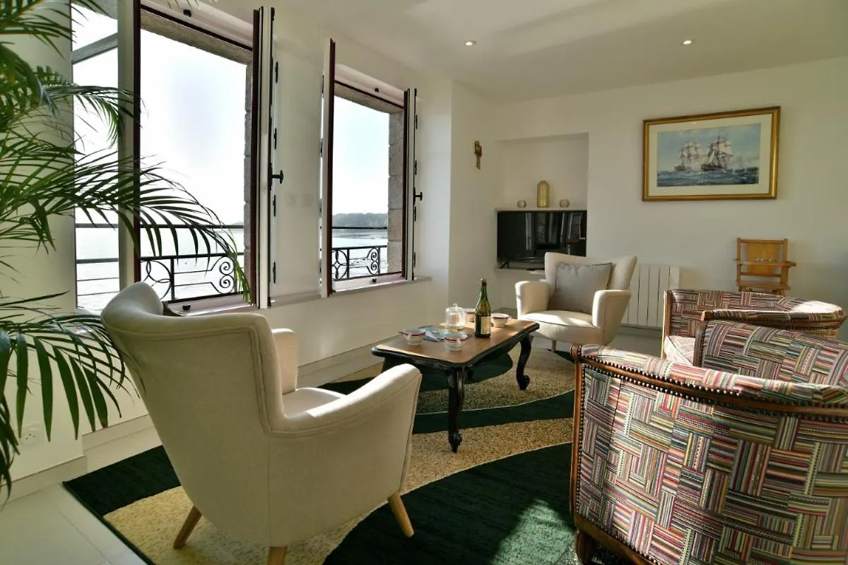 L Ostra 1, Appartement Haut Standing Front De Mer A Cancale Sur Le Port De La Houle 0*,  France